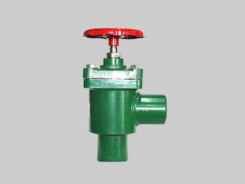 Válvula de paso en ángulo con volante