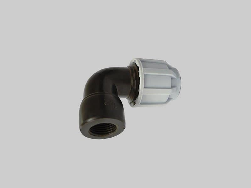 Codo Racord Rosca Hembra a 90°